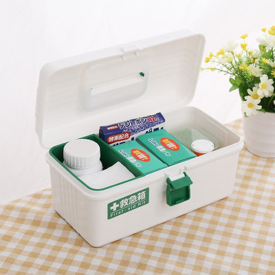 Combo hộp đựng thuốc gia đình + Hộp 180 tăm bông ngoáy tai nội địa Nhật Bản (Made in Japan)