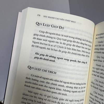 (Một Ấn Phẩm Của Quỹ Napoleon Hill) SỨC MẠNH TẠO NÊN PHÉP MÀU – Tăng Cường Tâm Trí Và Trẻ Hóa Sức Khỏe Của Bạn – Bác sĩ Arnold Fox & Tiến sĩ Barry Fox – Hà An dịch – Tân Việt Books – NXB Dân Trí