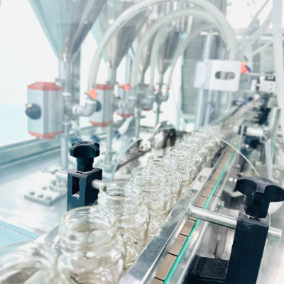 Yến Tươi Tiệt Trùng - 8g Yến tươi 100% Nguyên Chất ( 75ml ) - Tăng Cường Sức Khỏe - Chống Lão Hóa - Tăng Cường Trí Nhớ - Chính Hãng Hoàn Vũ Yến - Cosmo Bird