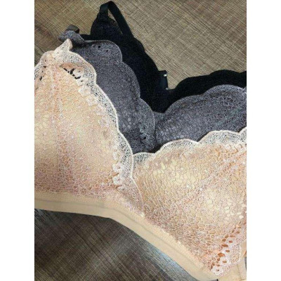 Áo lót ren mút mỏng. Áo ngực không gọng sexy
