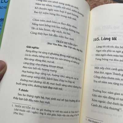 (Tranh minh hoạ) Bổn cũ soạn lại 2 - NHỮNG BÀI HỌC THUỘC LÒNG TÂN QUỐC VĂN GIÁO KHOA THƯ - Trần Văn Chánh biên soạn – Nxb Tổng hợp Tp Hồ Chí Minh 