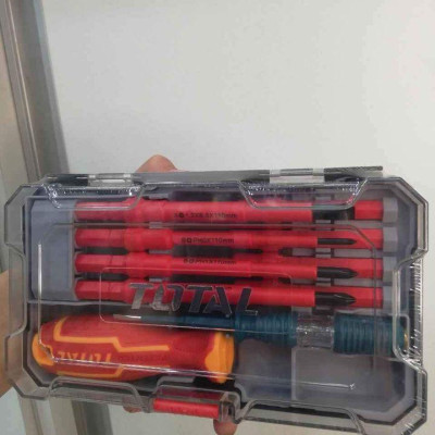 BỘ TUA VÍT ĐA NĂNG CÁCH ĐIỆN 1000V TOTAL THTIS5106 - HÀNG CHÍNH HÃNG