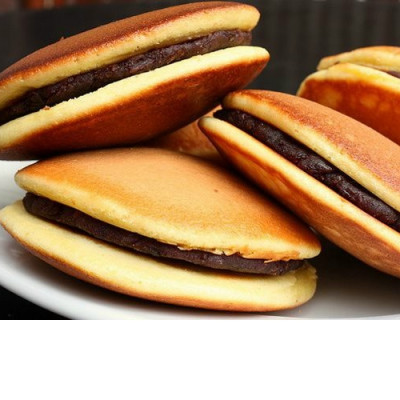 Bánh Dorayaki nhân đậu đỏ hạt dẻ -  Red bean and Maron Dorayaki 300g (12)