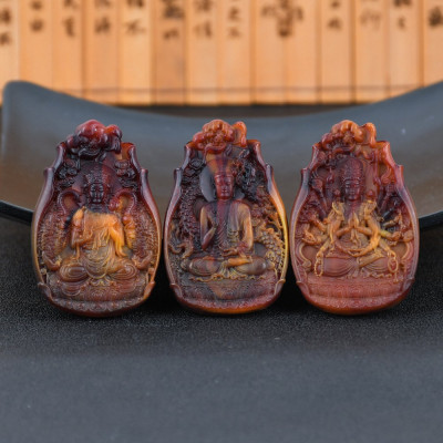 Dây chuyền Phật Văn Thù Bồ Tát hương thơm bằng Long Diên Hương tổng hợp (Có dây đeo)