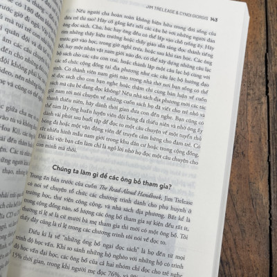 THỰC RA MỌI ĐỨA TRẺ ĐỀU THÍCH NGHE ĐỌC SÁCH - Jim Trelease, Cyndi Giorgis - Lê Hường, Phương Nhi dịch –Gamma -NXB Thế Giới