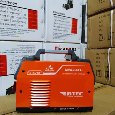 MÁY HÀN QUE BTEC MMA 200F-PRO (CHUYÊN HÀN QUE 3.2, CÓ ĐỒNG HỒ)- HÀNG CHÍNH HÃNG