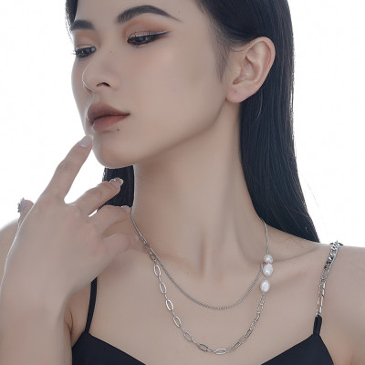 Dây chuyền vòng cổ titan hợp kim phối bất đối xứng hạt châu cá tính unisex nam và nữ