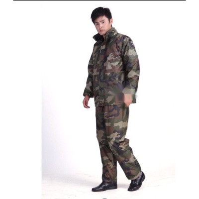  Quần áo đi mưa cho nam và nữ   size 2XL  ( dưới 65kg  ) , màu sắc rằn ri  sang trọng ,  vải dù chống thấm nước , sản phẩm  có túi đựng  nhỏ gọn dùng đi mưa  vô cùng tiện lợi