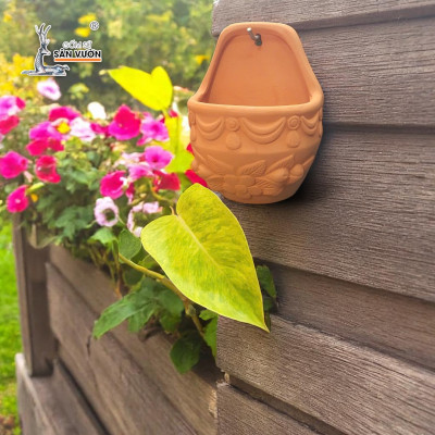 Chậu Ốp Tường Đất Nung Dáng Trứng Dẹp Hoa Văn Tinh Xảo | Trang Trí Treo Tường | Rustic Balcony Planter
