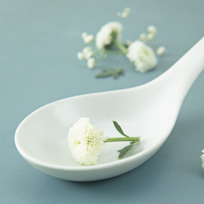 Muôi Thẳng Thìa Canh Sứ Trắng Cao Cấp Long Phương