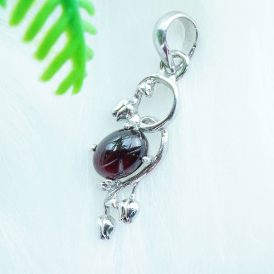 Mặt dây chuyền bạc 925 đính đá Garnet ngọc hồng lựu tự nhiên kiểu hoa tulip MDG6