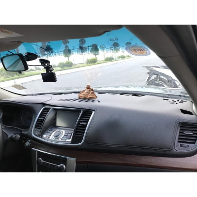 Thảm taplo da vân cacbon dành cho xe Toyota Vios 2019-2020