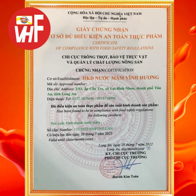 [Date xa] Nước mắm cá cơm Vĩnh Hương 20 độ đạm chai 500ml 70 năm truyền thống