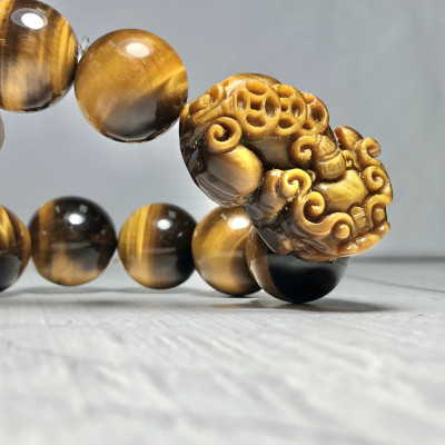 Vòng Thạch Anh Mắt Hổ vàng nâu 18mm mix tỳ hưu đá