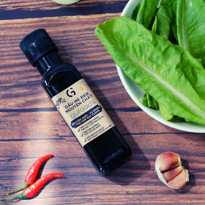 Dầu mè đen GUfoods - Giàu omega 3-6 và chất chống oxy hóa, Lành mạnh, Phù hợp eat clean, Trộn salad, Cho bé ăn dặm (chai 120ml)