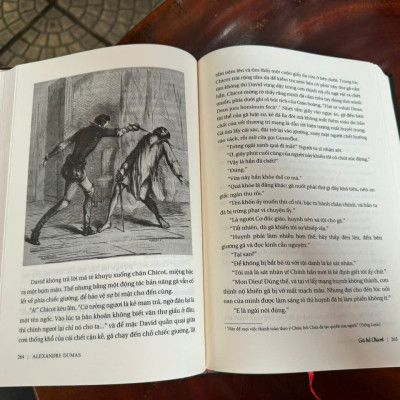 (Bìa cứng có hình minh hoạ) GÃ HỀ CHICOT – Alexandre Dumas – Nguyễn Đăng Thuần dịch – Huy Hoàng – NXB Văn học