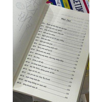 Sách - Yêu Hồ Kỳ Nữ - Nhã Nam