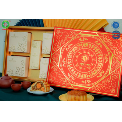 Hộp bánh trung thu 4 bánh 2 trứng 270g - Thịnh Vượng - Thành Long 1080g - tặng 1 hộp trà  - Việt Nam