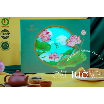 Hộp bánh trung thu cao cấp 4 bánh 2 trứng 220g - Cát Tường - Thành Long 880g - tặng 1 hộp trà - Việt Nam
