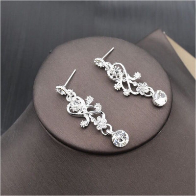 Bộ trang sức cô dâu 3 món vương miện cô dâu vòng cổ và bông tai đính đá tinh tế sang trọng