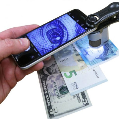 Kính hiển vi bỏ túi kèm kẹp điện thoại Carson MM-380 (20x, có đèn Led, đèn UV soi tiền) - Hàng chính hãng