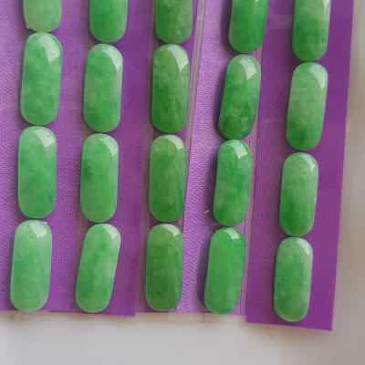 Bộ Lắc Tay Yên Ngựa Mới 4 viên Xanh Ngọc Tươi đều bóng đẹp  Size Dài 20mm x Ngang 9mm x cao 3mm Đá Ngọc Cẩm Thạch tự nhiên  Nữ mệnh mộc hỏa thủy bọc vàng đeo đẹp sang món quà tặng ý nghĩa gửi đến Mẹ và người thân ạ