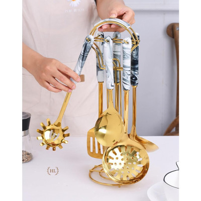 BỘ MUÔI CANH XẺNG INOX VÀNG GƯƠNG CÁN SỨ KÈM GIÁ TREO | BỘ MUÔI VÁ VÀNG GƯƠNG CAO CẤP (LOẠI 1 BẢN SỨ CẦM DÀI)