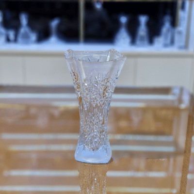 Bình hoa pha lê Tiệp BOHEMIA sản xuất tại Cộng hòa Séc, hoa văn mài, kiểu dáng sang trọng, hiện đại - Hàng chính hãng