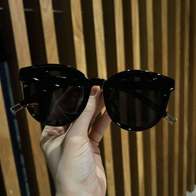 Kính mát nam nữ thời trang chống nắng, chống tia cực tím bảo vệ mắt