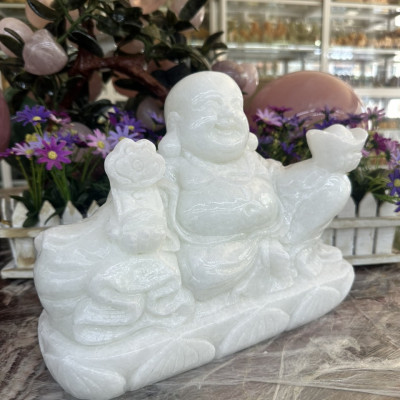 Tượng Phật Di Lặc ngồi cầm thỏi vàng phong thủy đá cẩm thạch trắng - Dài 30 cm