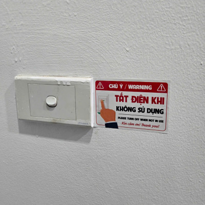 Tem Nhắc Nhở Tắt Điện, Tem Nhựa Decal Dán Cảnh Báo Tắt Điện Khi Không Sử Dụng, An Toàn, Dán Lên Mọi Bề Mặt. Takyhome 5006