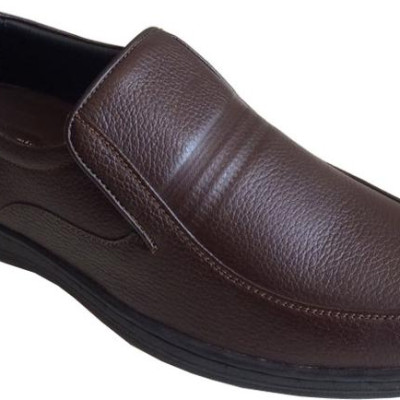 Giày tây nam Trường Hải da bò thật mềm mại không bong tróc không dây mũi tròn màu nâu đế cao su không trơn GT0423