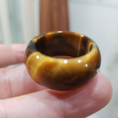 Nhẫn Nam Đá Mắt Hổ Vàng Nâu Tiger Eyes Tự Nhiên đậm bóng đẹp mới ni 20mm x Cao 12mm / 11mm dầy 4mm nam mệnh Kim mệnh Thổ mệnh Thủy đeo ni 20mm rẻ đẹp ạ
