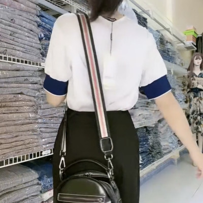 Set áo sơ mi và quần ống đứng chất lượng cao.