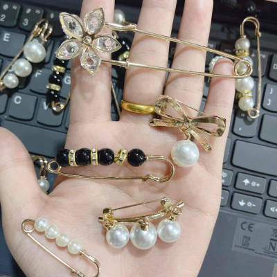 SET 13 KIM BĂNG GHIM CÀI QUẦN ÁO, THU NHỎ EO, CÀI KHĂN MŨ SANG CHẢNH