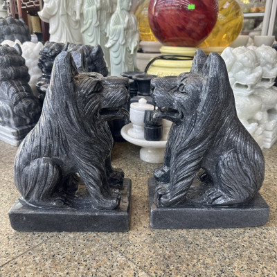 Cặp tượng chó đá phong thủy đá cẩm thạch đen gác cổng - Cao 30 cm
