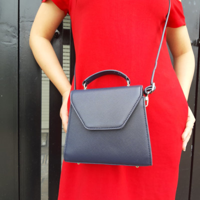 Túi hộp nhỏ đeo chéo phong cách trẻ trung