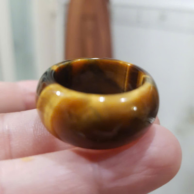 Nhẫn Nam Đá Mắt Hổ Vàng Nâu Tiger Eyes Tự Nhiên đậm bóng đẹp mới ni 20mm x Cao 12mm / 11mm dầy 4mm nam mệnh Kim mệnh Thổ mệnh Thủy đeo ni 20mm rẻ đẹp ạ