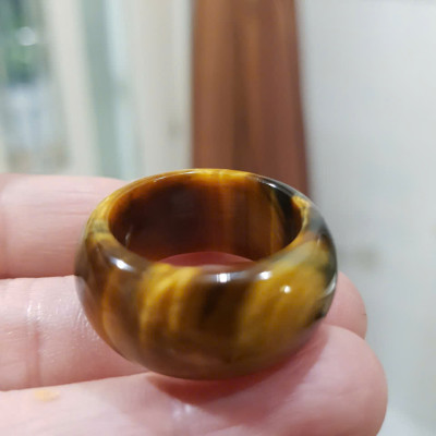 Nhẫn Nam Đá Mắt Hổ Vàng Nâu Tiger Eyes Tự Nhiên đậm bóng đẹp mới ni 20mm x Cao 12mm / 11mm dầy 4mm nam mệnh Kim mệnh Thổ mệnh Thủy đeo ni 20mm rẻ đẹp ạ