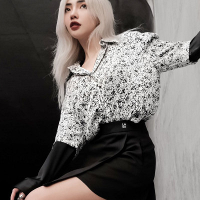 Áo somi tay ngắn đốm trắng