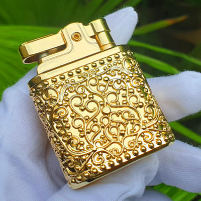 Vỏ Hột Quẹt Bật Lửa Zorro Z582-201 Thiết Kế Độc Lạ Với Hoa Văn Cổ Nổi Phía Trước Nhiều Màu - Dùng Xăng Đá Cao Cấp