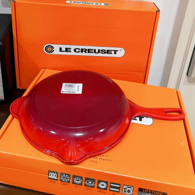 Chảo gang Le Creuset 23cm - Made in France hai màu xanh đỏ Hàng chính hãng