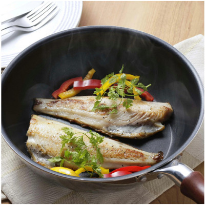 Chảo chống dính siêu nhẹ, đáy từ Shimomura φ26cm - hàng nội địa Nhật Bản