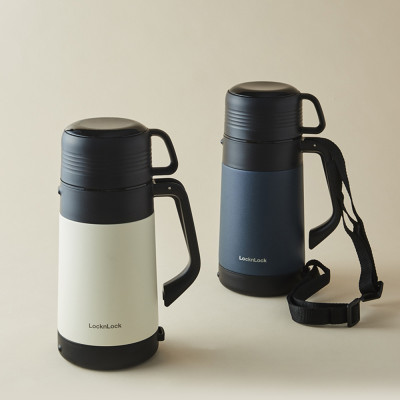 Bình giữ nhiệt Lock&Lock Easy Outdoor Vacuum Bottle màu xanh navy LHC1485NVY 1,8L - Hàng chính hãng có quai xách, nắp dùng làm cốc nước - JoyMall