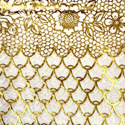 [Tặng 1 lót phần ăn] Khăn Trải Bàn WLG.751 (137x180 cm),  hoa văn phủ nhũ vàng, nhựa PVC dẻo, không thấm nước, dễ vệ sinh