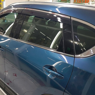 Bộ vè che mưa cao cấp viền INOX dành cho xe Mazda CX-5 2018