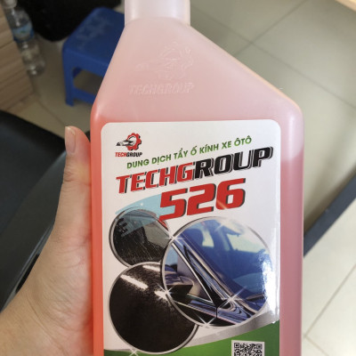 Dung dịch tẩy ố kính xe ôtô Techgroup – 526 1 Lít