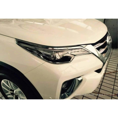 Ốp viền đèn pha hậu dành cho xe Toyota Fortuner 2017 2018 2019 2020 Mạ Crom sáng bóng