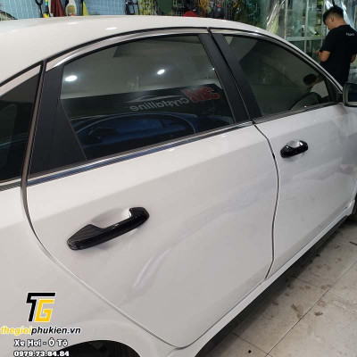 Ốp tay nắm cửa xe Kia New K3 2022 nhựa ABS vân Carbon cao cấp