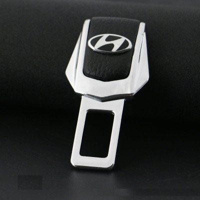 Chốt cài khóa dây an toàn trên ô tô bằng thép có thương hiệu xe 1 chiếc